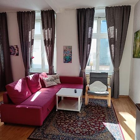 Ferienwohnung Barfly ทราเบิน-ทราร์บาค ภายนอก รูปภาพ