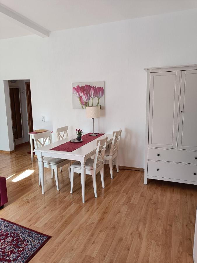 Ferienwohnung Barfly ทราเบิน-ทราร์บาค ภายนอก รูปภาพ