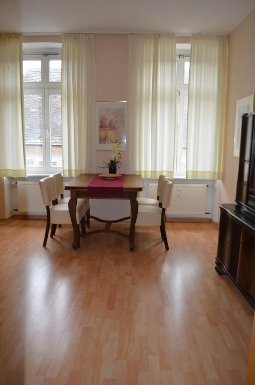 Ferienwohnung Barfly ทราเบิน-ทราร์บาค ภายนอก รูปภาพ