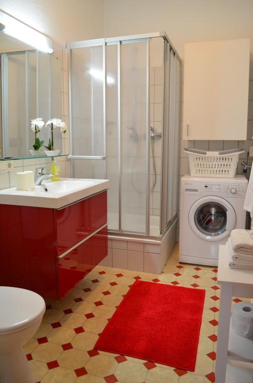 Ferienwohnung Barfly ทราเบิน-ทราร์บาค ภายนอก รูปภาพ