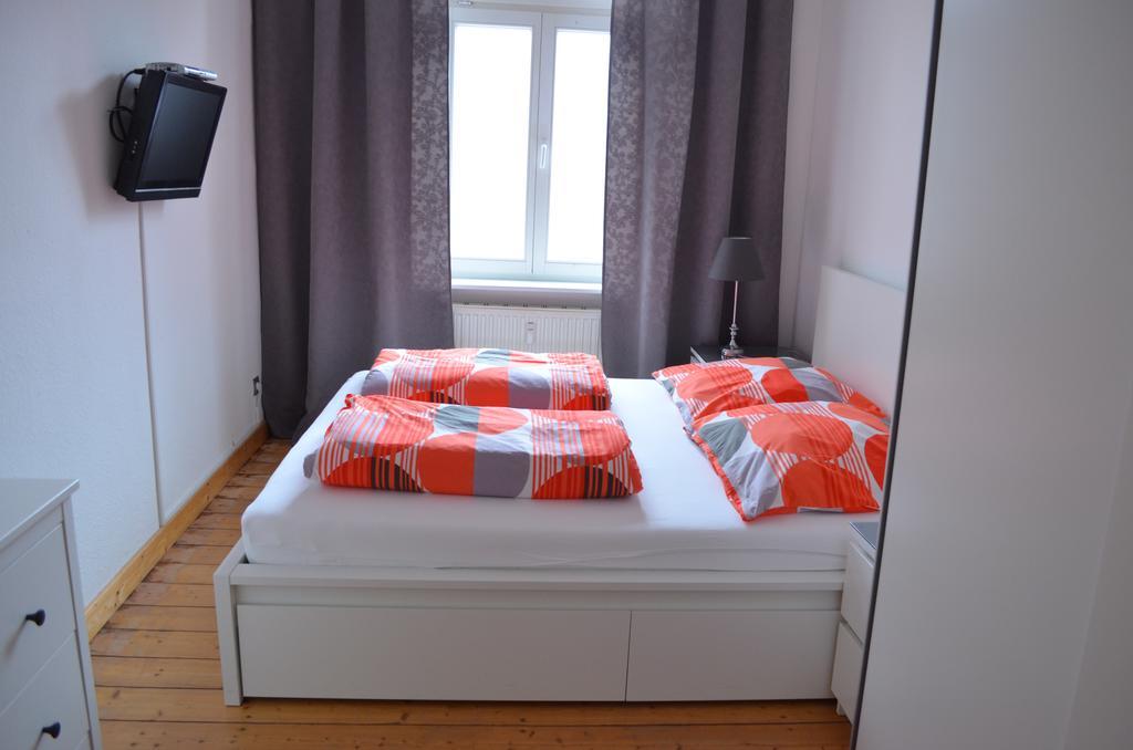 Ferienwohnung Barfly ทราเบิน-ทราร์บาค ภายนอก รูปภาพ