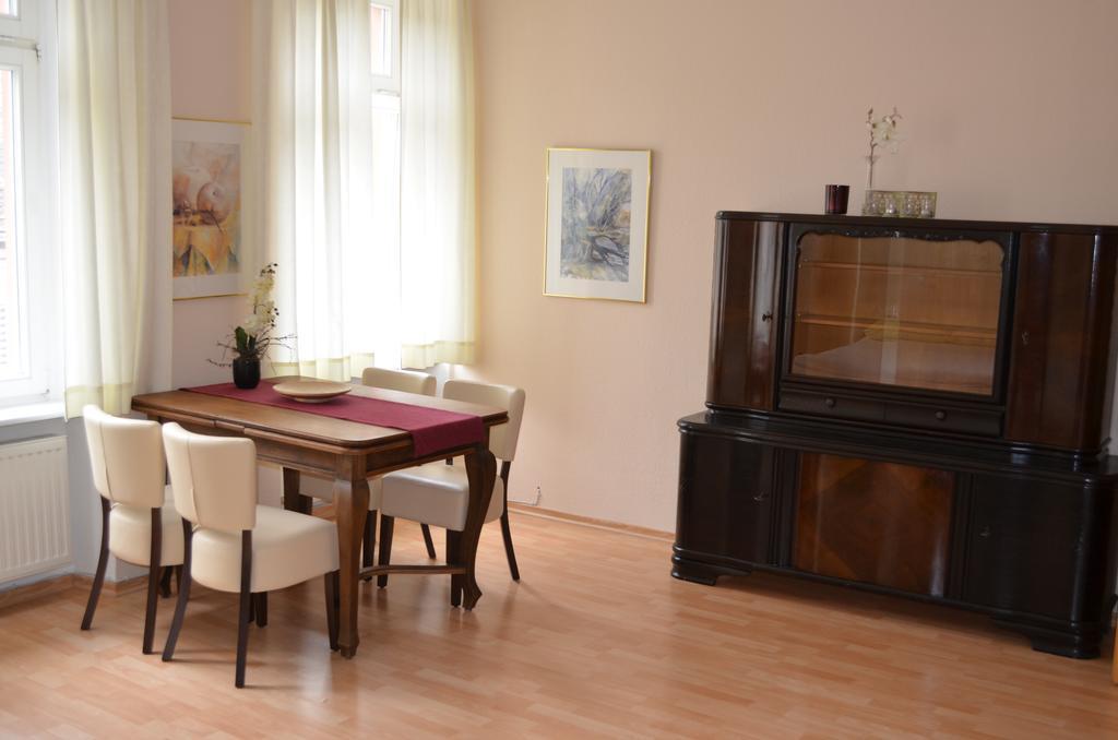 Ferienwohnung Barfly ทราเบิน-ทราร์บาค ภายนอก รูปภาพ